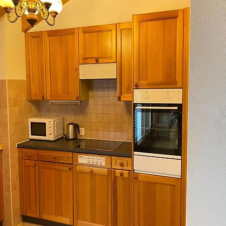 With Alpine Gateway Apartment